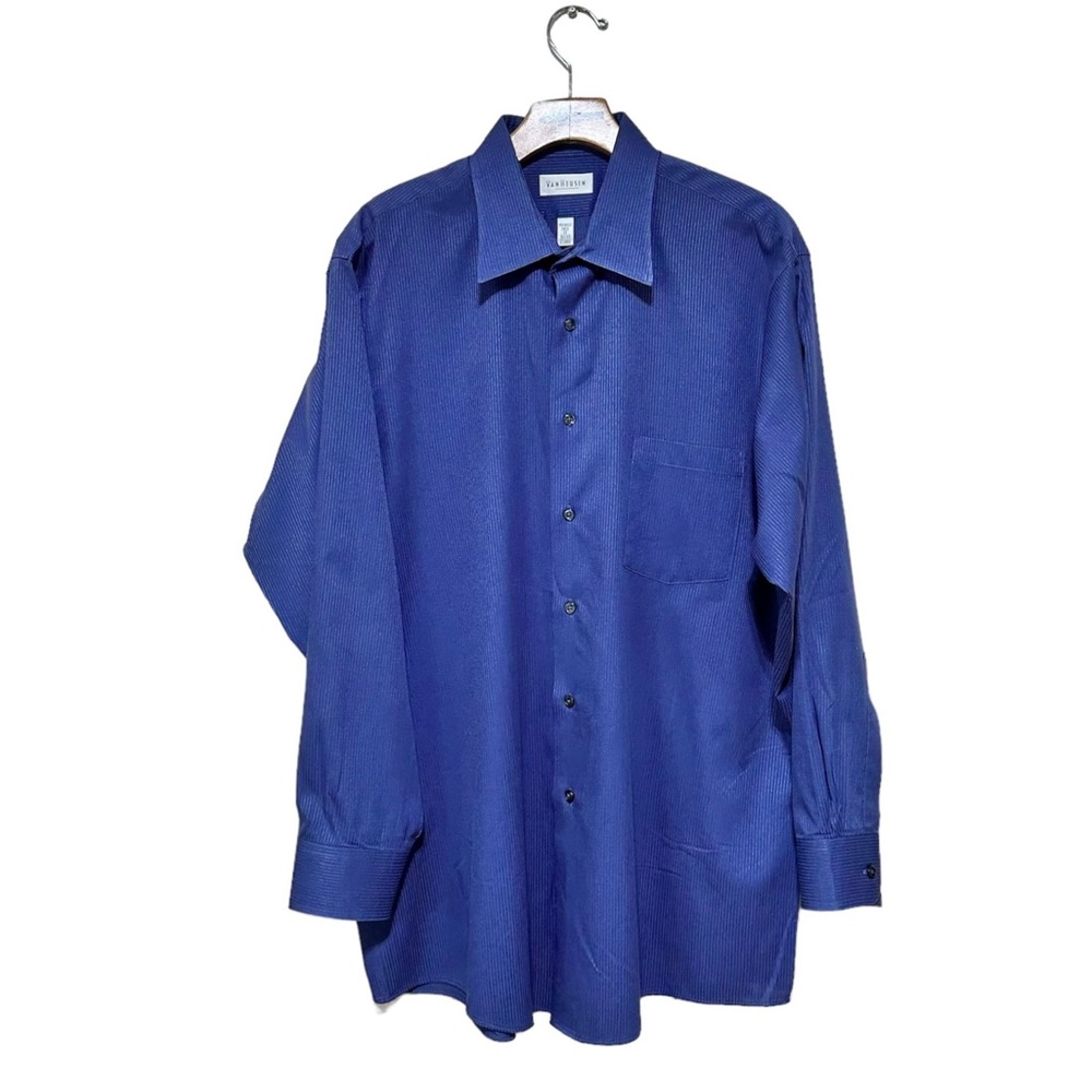 Like New Van Heusen Navy Blue Sateen Stripe Wrinkle Free Long Sleeves Shirt XL